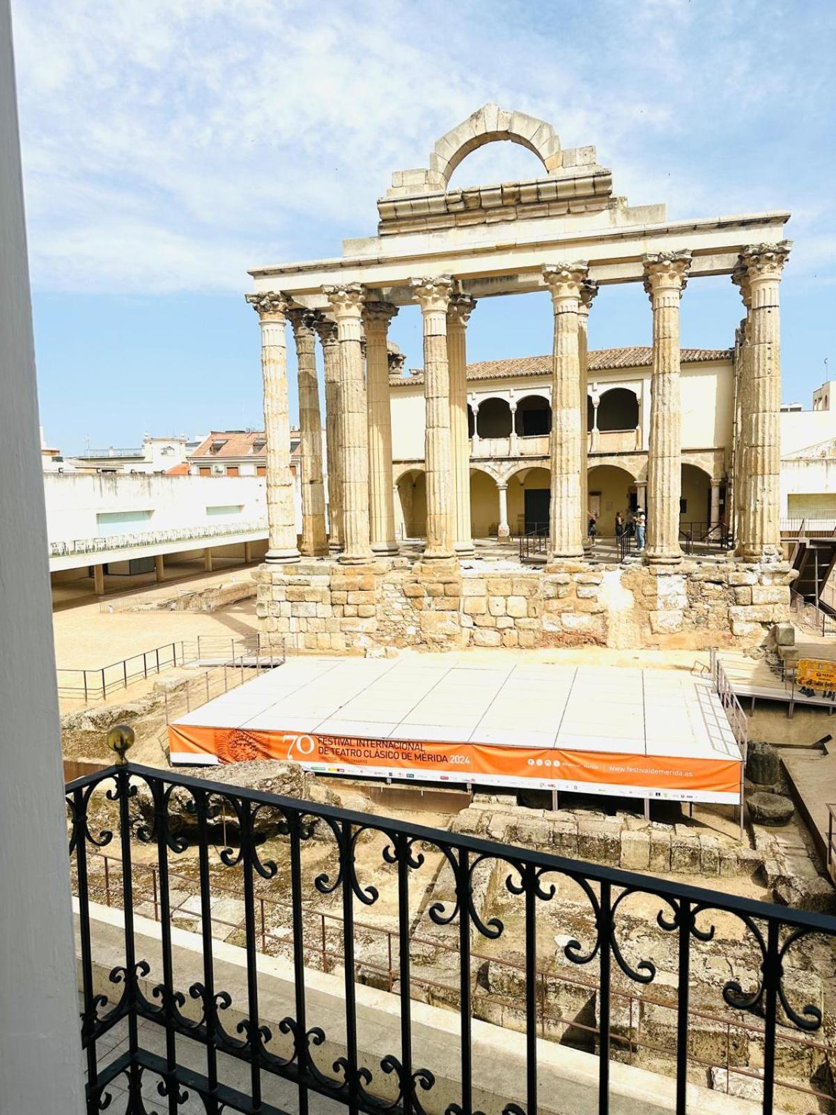 Apartamentos Templo Diana -Vistas Historicas- Mérida Extérieur photo